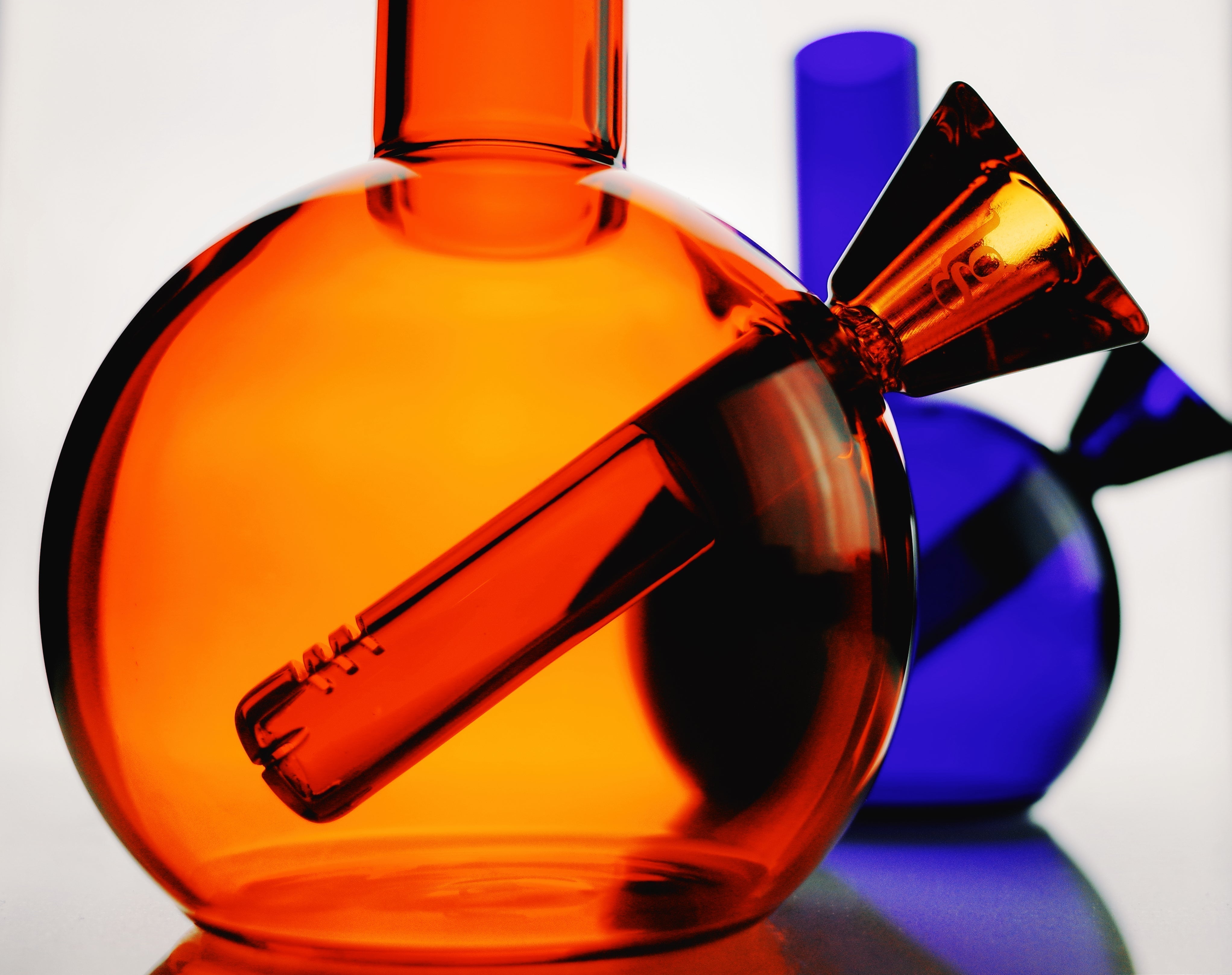 Loke Glass aesthetic strain pairing imagery