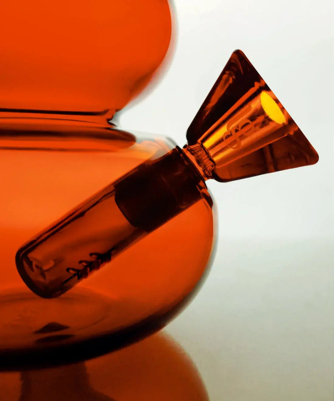 Lilah - Amber Loke Glass