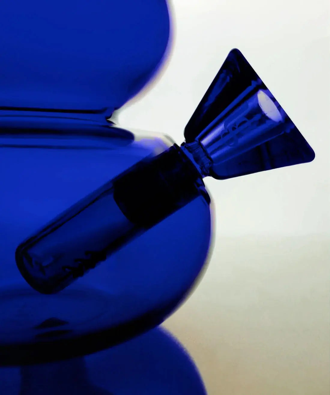 Lilah - Blue Loke Glass